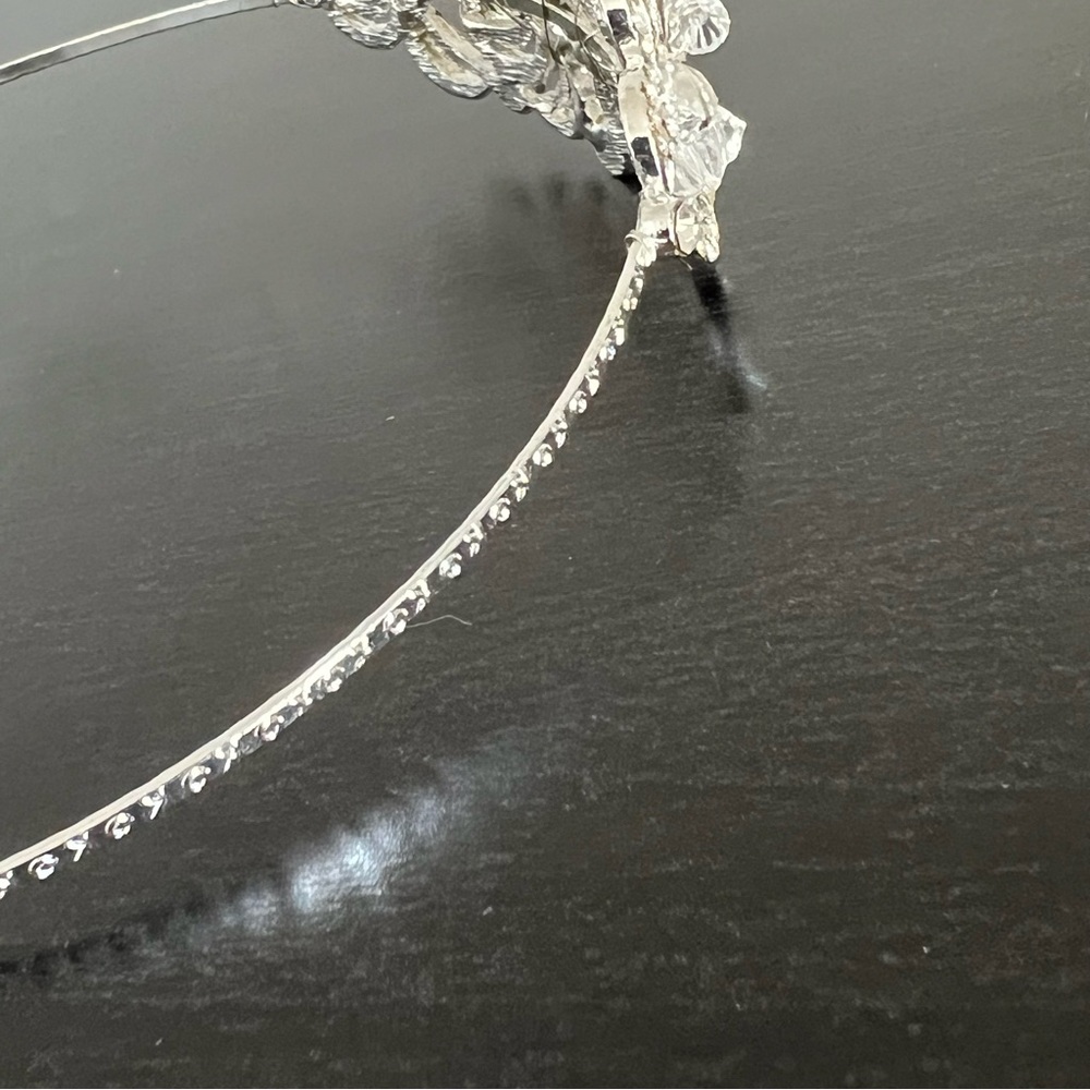 NWOT Crystal Vintage Silver Tiara Headband - Wedding - Picture 6 of 8